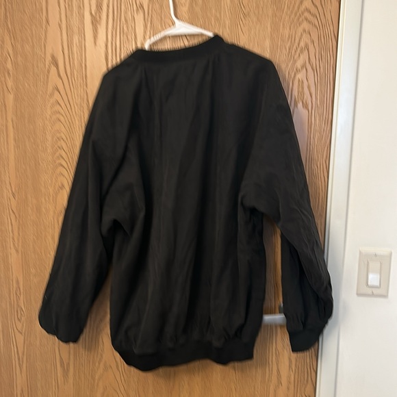 AMT Falcons windbreaker with pockets. Great condition - Picture 2 of 3